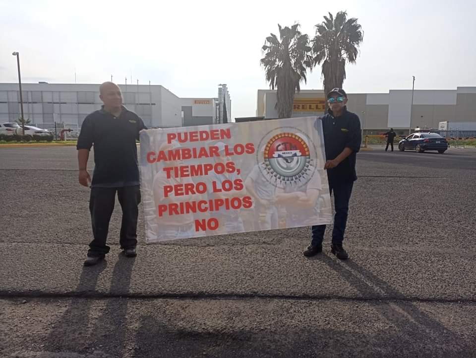 Trabajadores de Goodyear en San Luis Potosí se manifiestan en Pirelli Silao para advertir sobre la Liga Sindical Obrera Mexicana