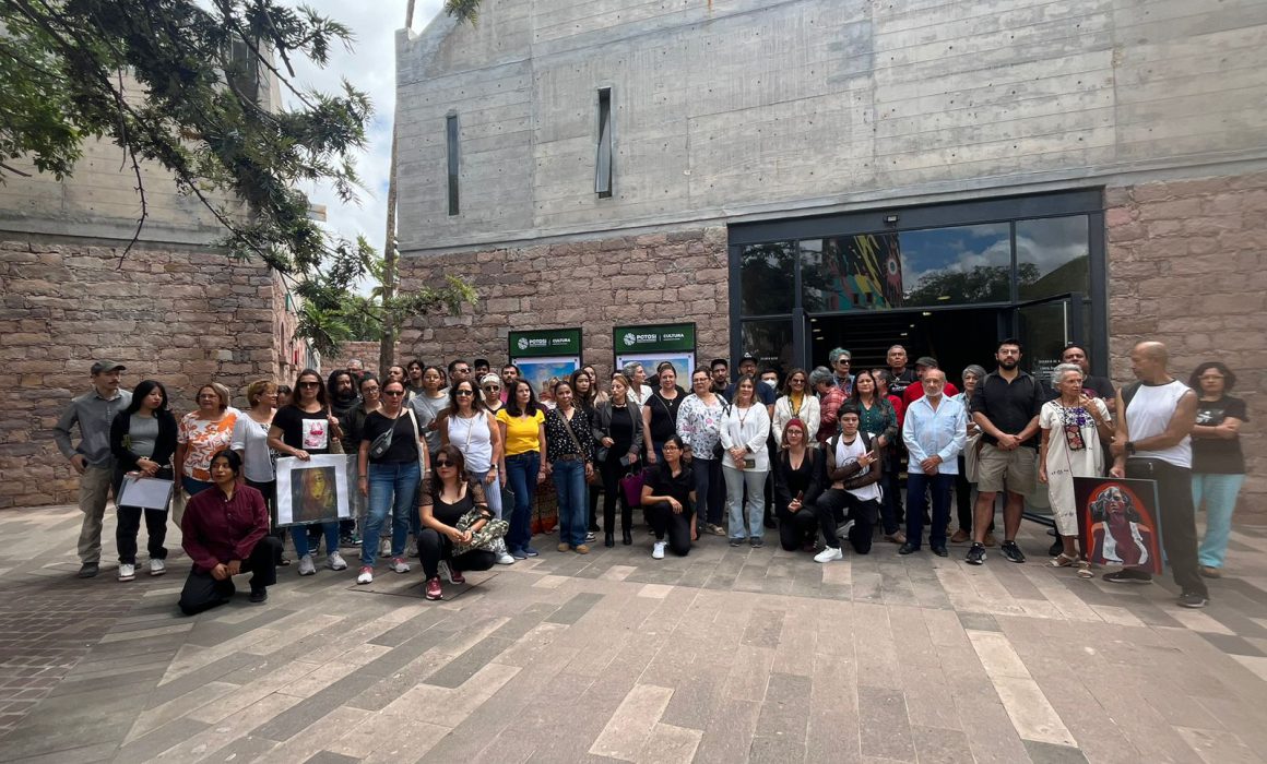 Artistas potosinos protestan por la presunta desaparición de la Galería Principal del Ceart