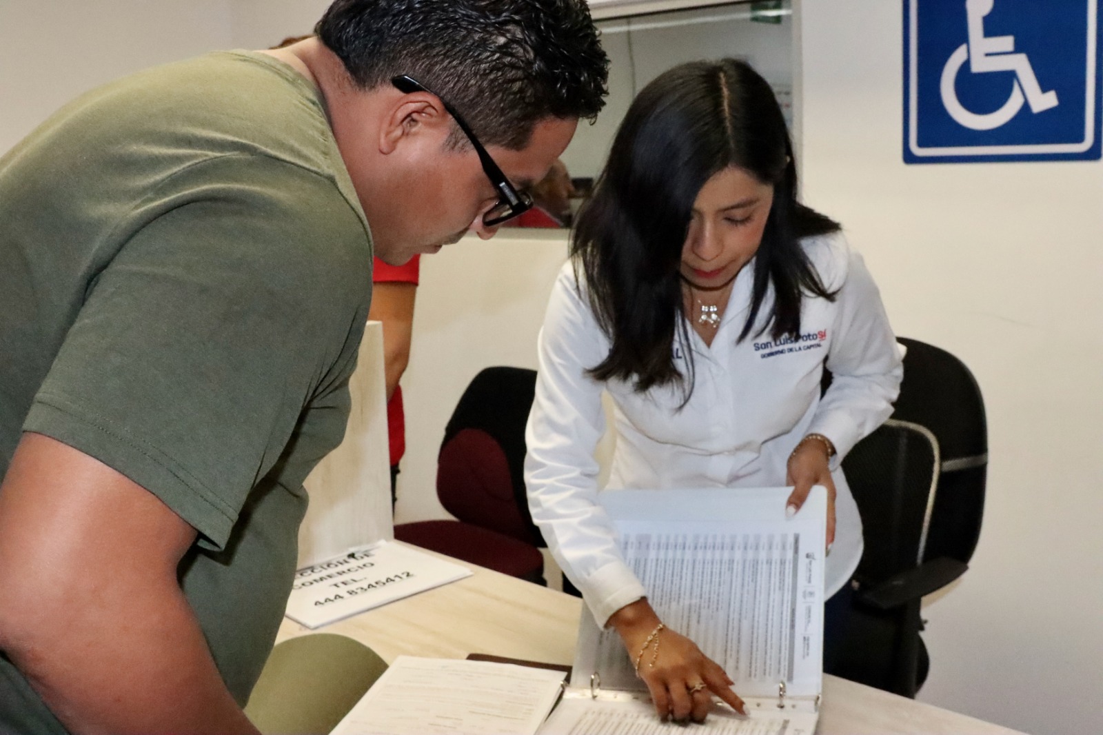 Recibe Dirección de Comercio Certificación de CONAMER al Sistema de Apertura Rápida de Empresas SARE