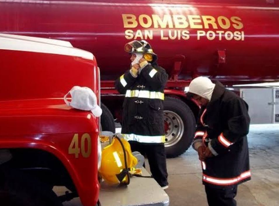 Bomberos de SLP al borde del paro total: Exigen mejoras laborales y respeto a sus derechos