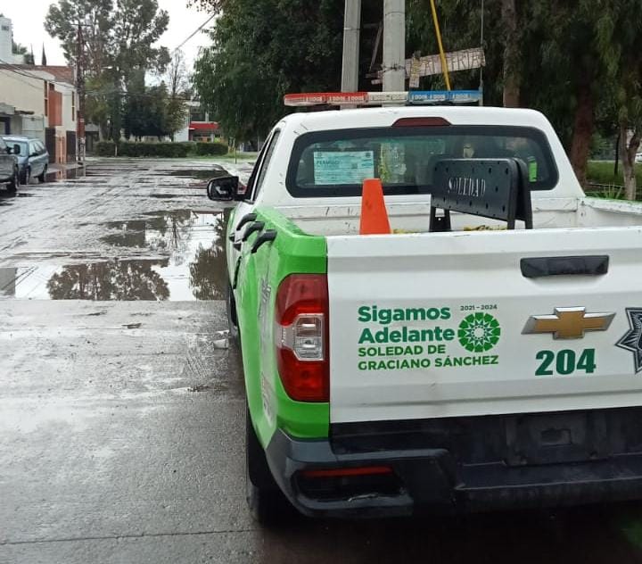 Ayuntamiento de Soledad vigila y atiende afectaciones por lluvias en zonas vulnerables