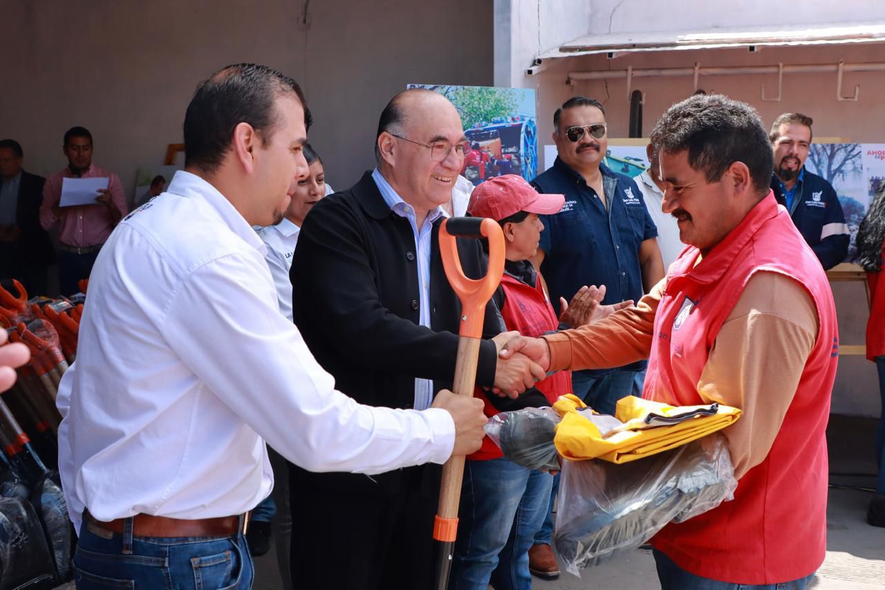 Alcalde Galindo reconoce la entrega incansable de los trabajadores de limpia