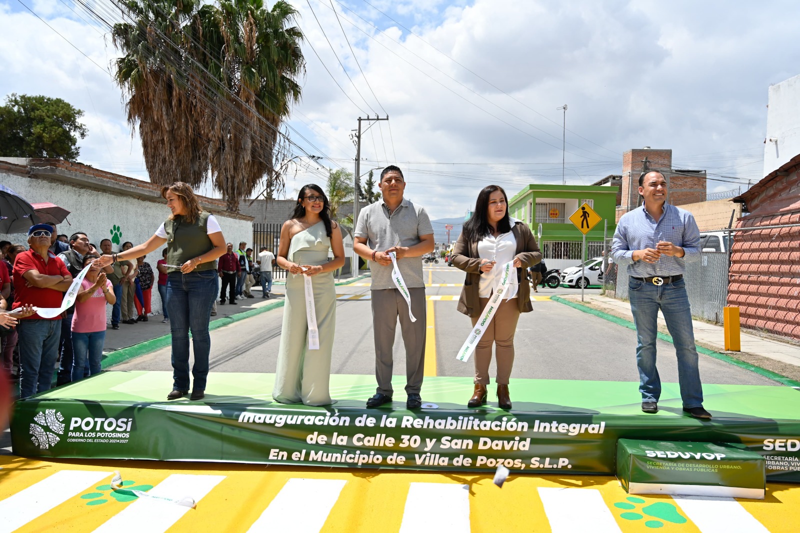 Ricardo Gallardo inaugura modernización de calles en Prados