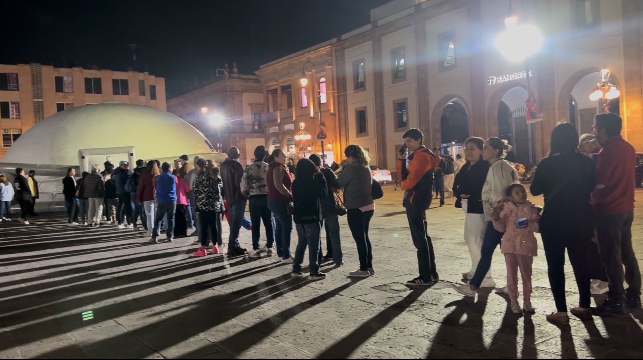 San Luis Capital Vive una Noche Bajo las Estrellas con la "Cosmo Esfera" y Actividades Astronómicas