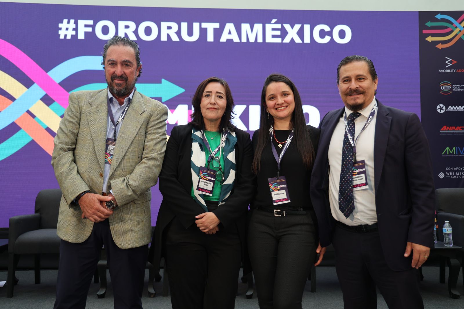 Destaca San Luis Potosí en encuentro nacional de transporte