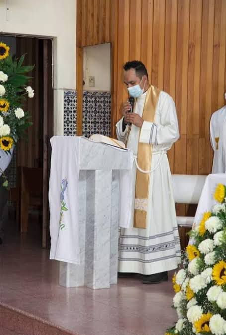 🚨 Acusan a sacerdote de conductas inmorales en SLP 🚨