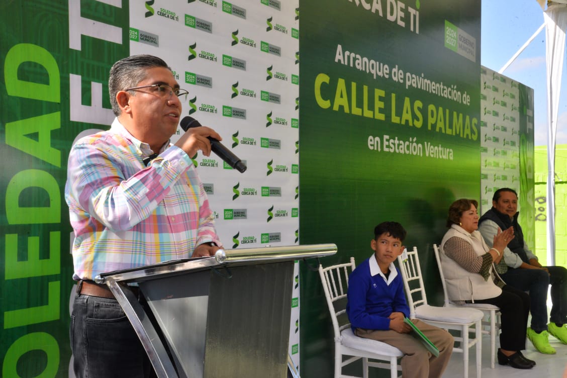 uan Manuel Navarro lleva arranque de pavimentación y alumbrado público a familias de estación ventura