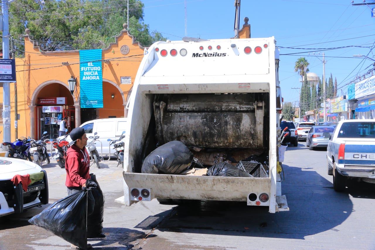 Concejo de Villa de Pozos restablece servicio de recolección de basura