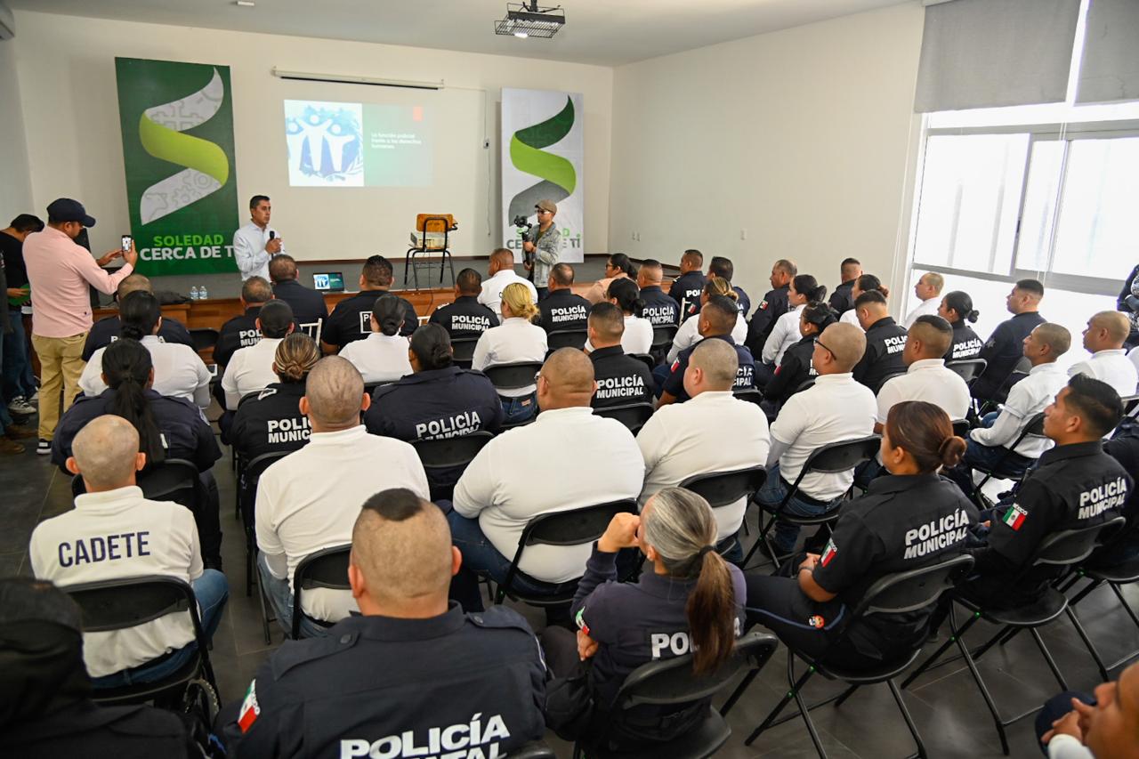 Con capacitación a policías, ayuntamiento de Soledad conmemora día internacional de los derechos humanos