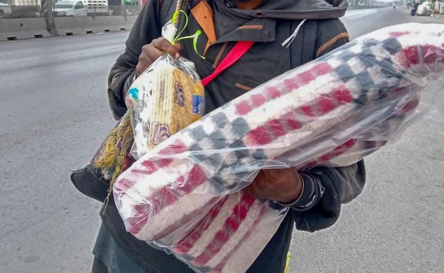 Ayuntamiento de Soledad entrega  alimentos y cobijas a personas en situación de vulnerabilidad por bajas temperaturas