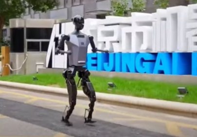 China organizará el primer medio maratón para robots humanoides