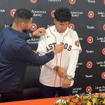 Pitcher de 17 años, originario de Matehuala SLP firma con los Astros de Houston