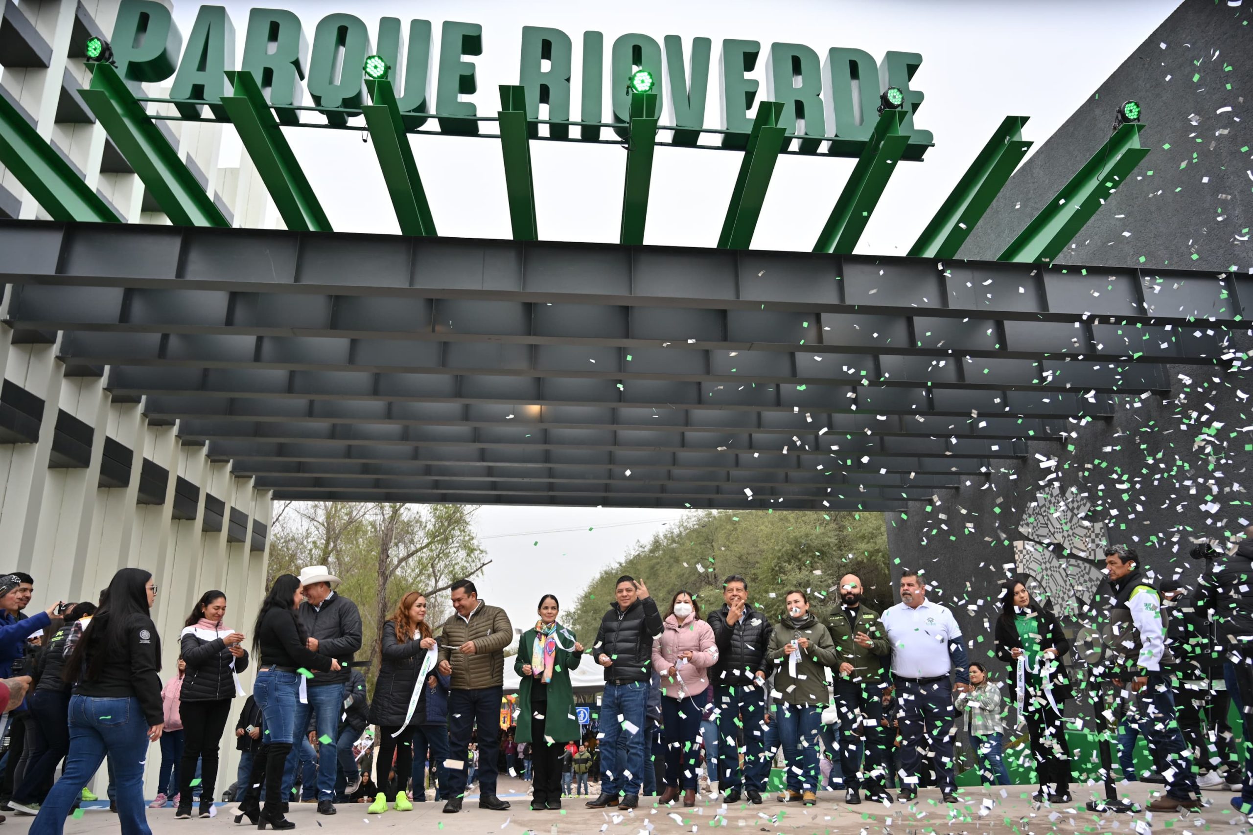 Ricardo Gallardo inaugura parque lineal más grande de México, en Rioverde