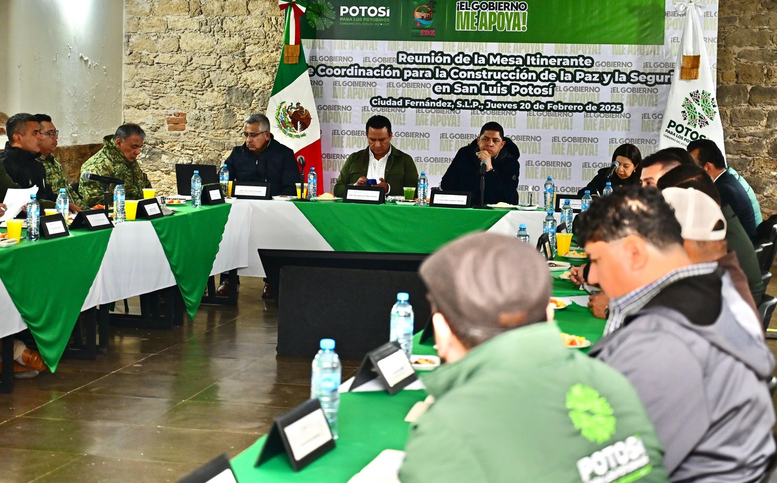 Ricardo Gallardo encabeza mesa de seguridad en la región media