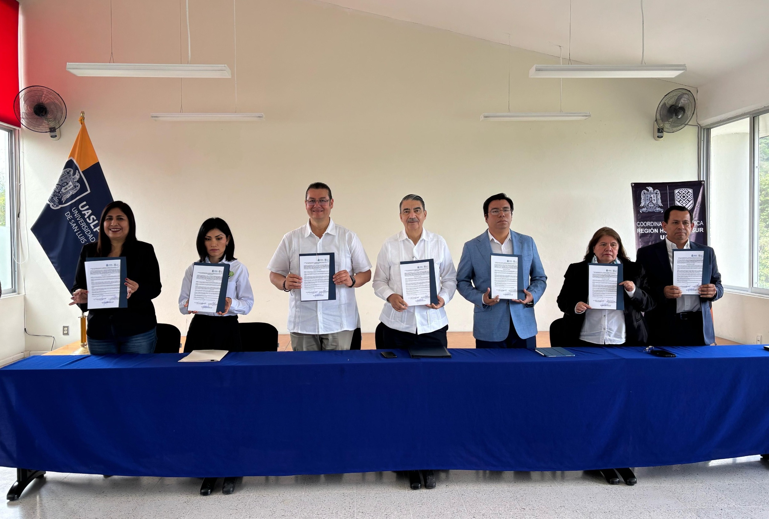 UASLP firma convenio de colaboración con cinco colegios de profesionistas