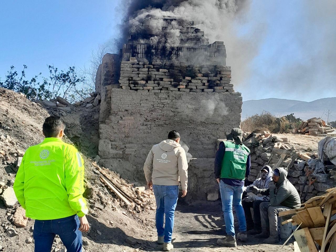 Ejecutivo estatal suspende actividad de ladrillera en Villa de Arriaga