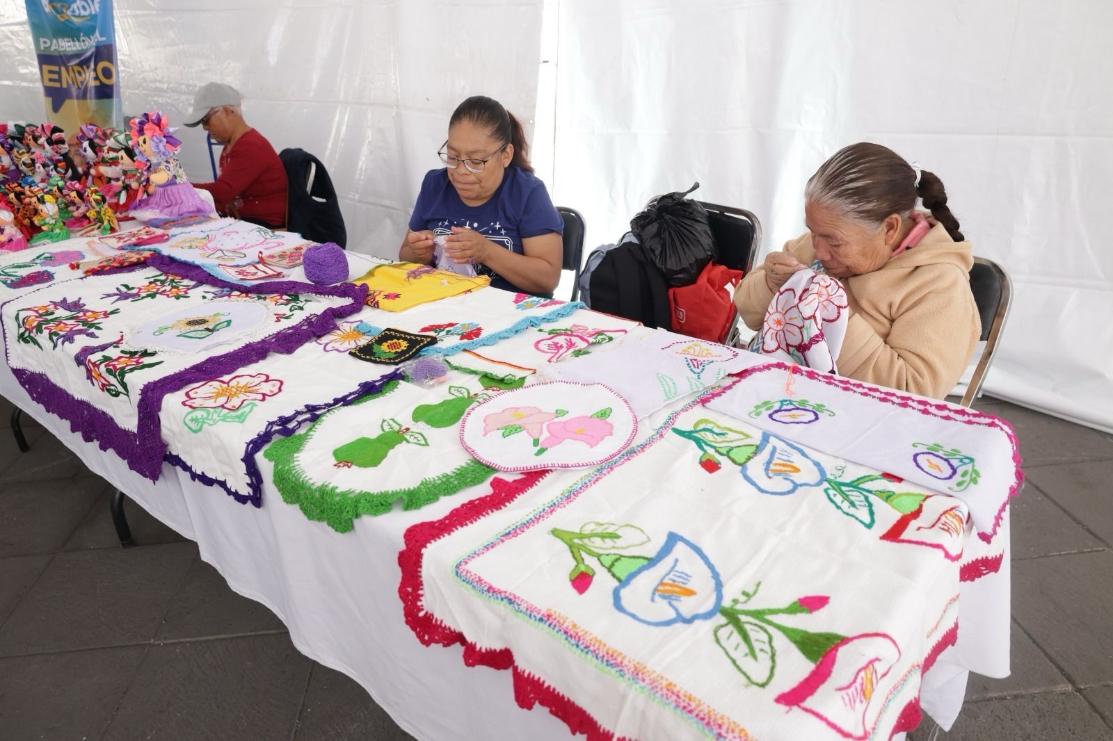 Con la IV Feria municipal Inclusiva del DIF Capitalino, se fortalecen familias potosinas